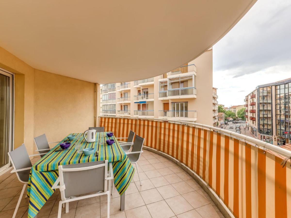 Apartment Residence L'Amiral By Interhome Saint-Raphaël Eksteriør billede